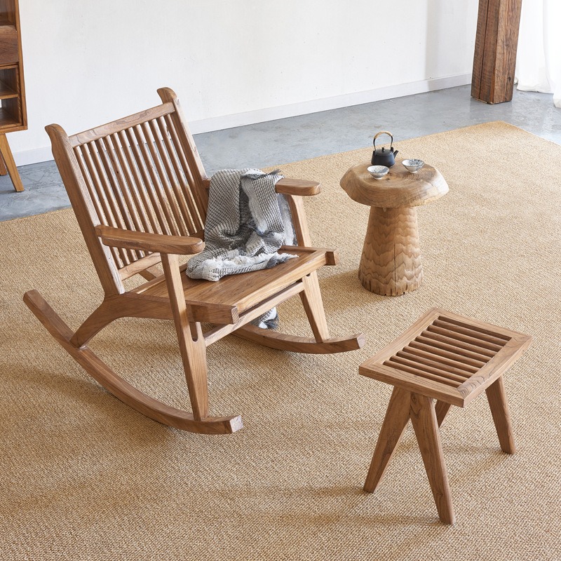 Outdoor Camping Rocking Chair - كرسي استرخاء فاخر من خشب الدردار